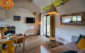 Magic Surf House